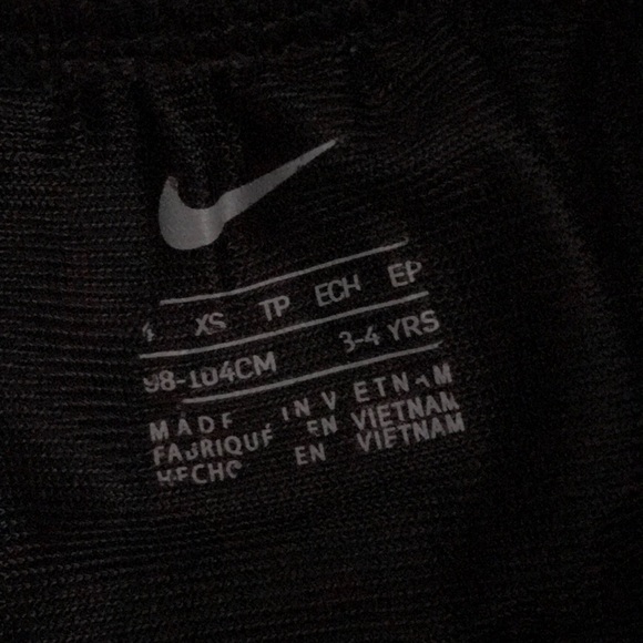 Lot - GUC Girls workout clothing - Picture 3 of 7